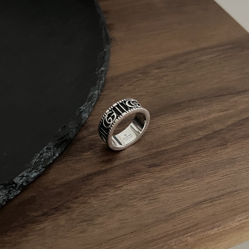 Gucci Double G Stripe Vintage Silver Ring view