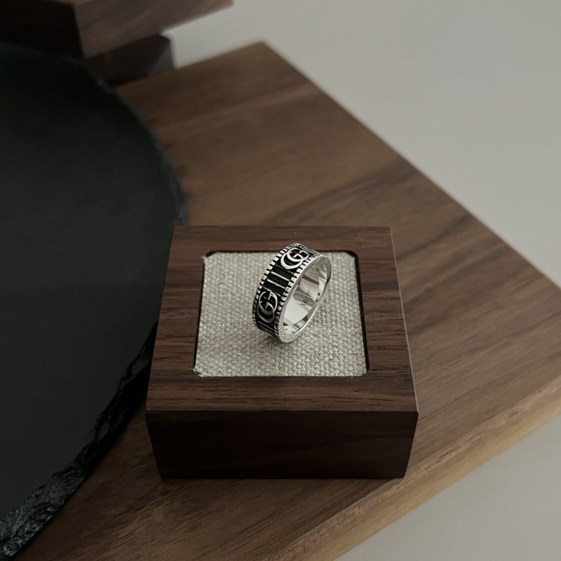 Gucci Double G Stripe Vintage Silver Ring view