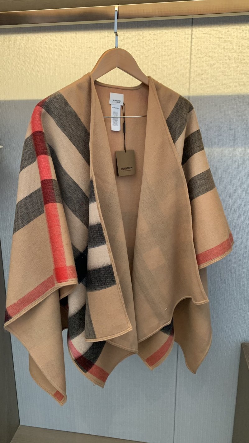 Burberry Double-Sided Check Cashmere Cape Beige view