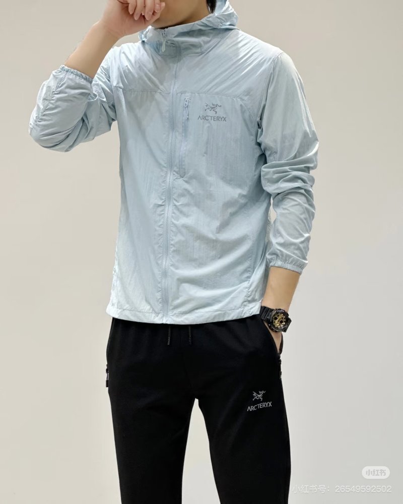 Arc'teryx Silver Lightweight Windbreaker Jacket