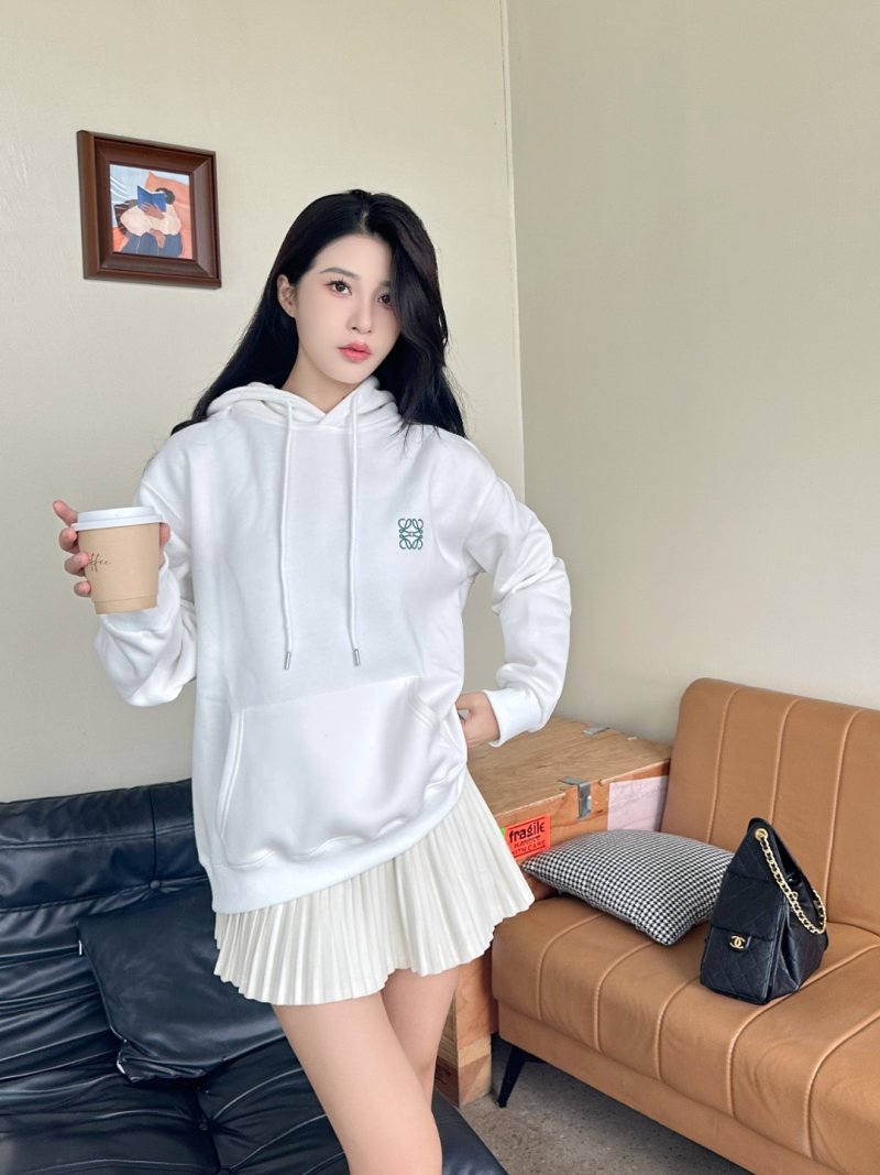 White Oversized Hoodie with Pleated Skirt Detail