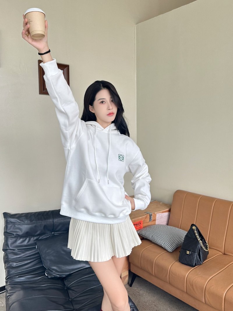 White Oversized Hoodie with Pleated Skirt Detail view