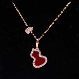 Qeelin Red Agate Gourd Pendant Necklace Gold view 2