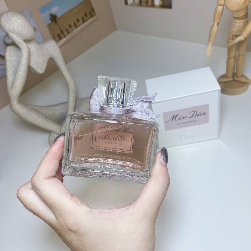 Dior Miss Dior Eau de Parfum 100ml view