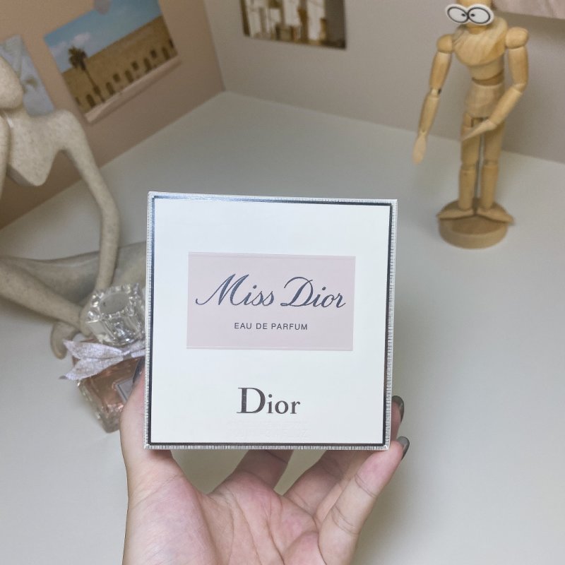 Dior Miss Dior Eau de Parfum 100ml view