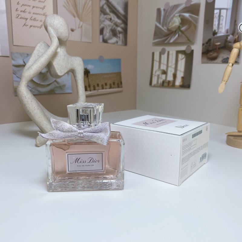 Dior Miss Dior Eau de Parfum 100ml view