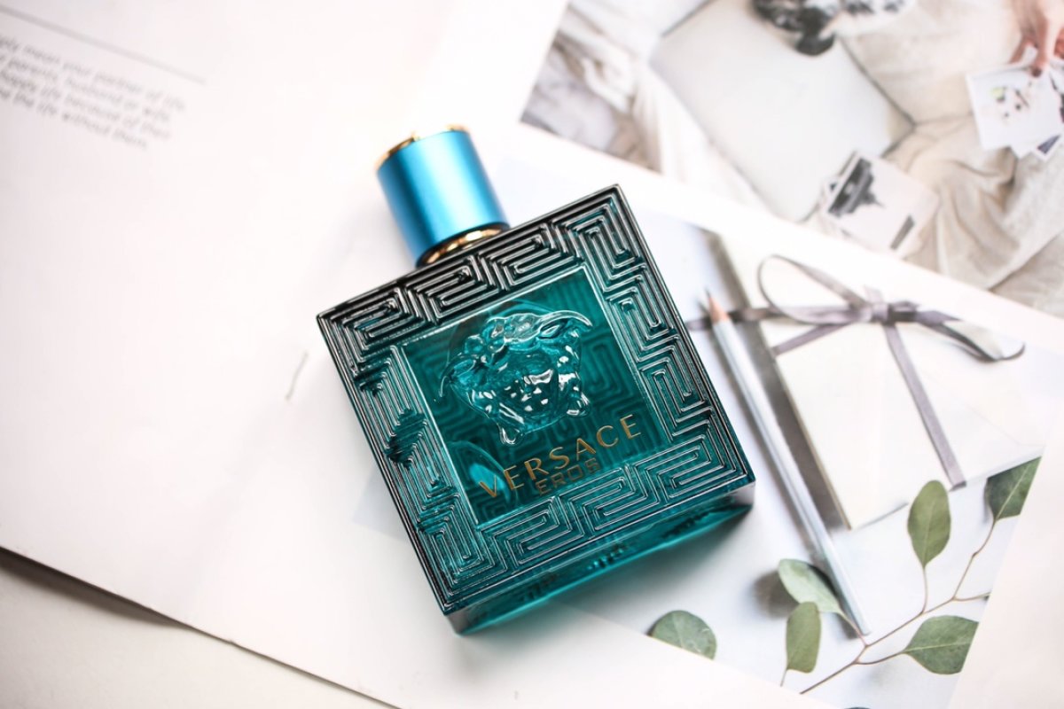 Versace Eros Men's Eau de Toilette 100ml view