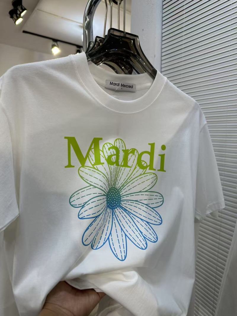 Mardi Mercredi Floral Print Black T-Shirt view