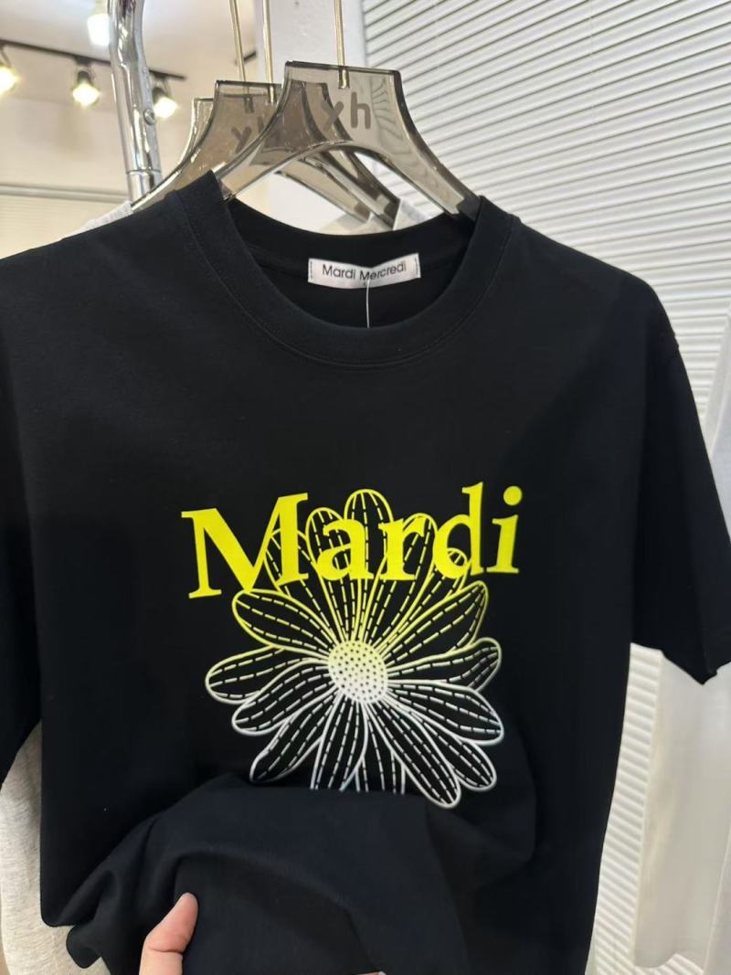Mardi Mercredi Floral Print Black T-Shirt view
