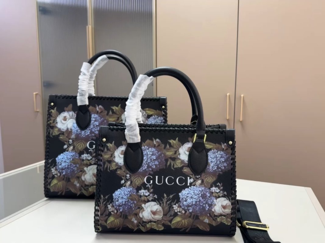 Gucci Floral Canvas Tote Bag Black
