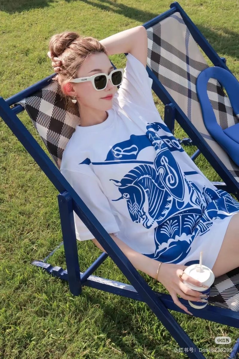Blue & White Graphic Print Short Sleeve T-Shirt view