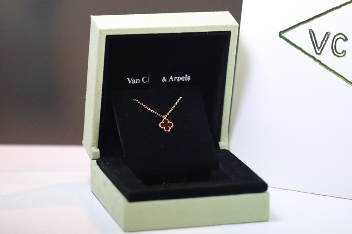 Van Cleef & Arpels Rose Gold Mini Clover Necklace Red view