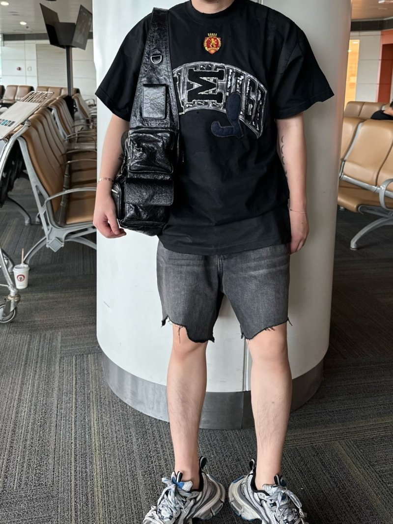 Black Oversized Graphic Logo T-Shirt view