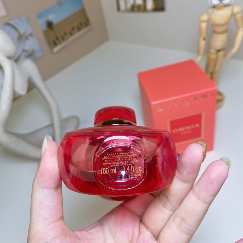 Bvlgari Omnia Coral Eau de Toilette 100ml view