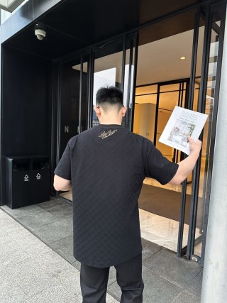 Dolce & Gabbana Black Crest Logo T-Shirt view 8