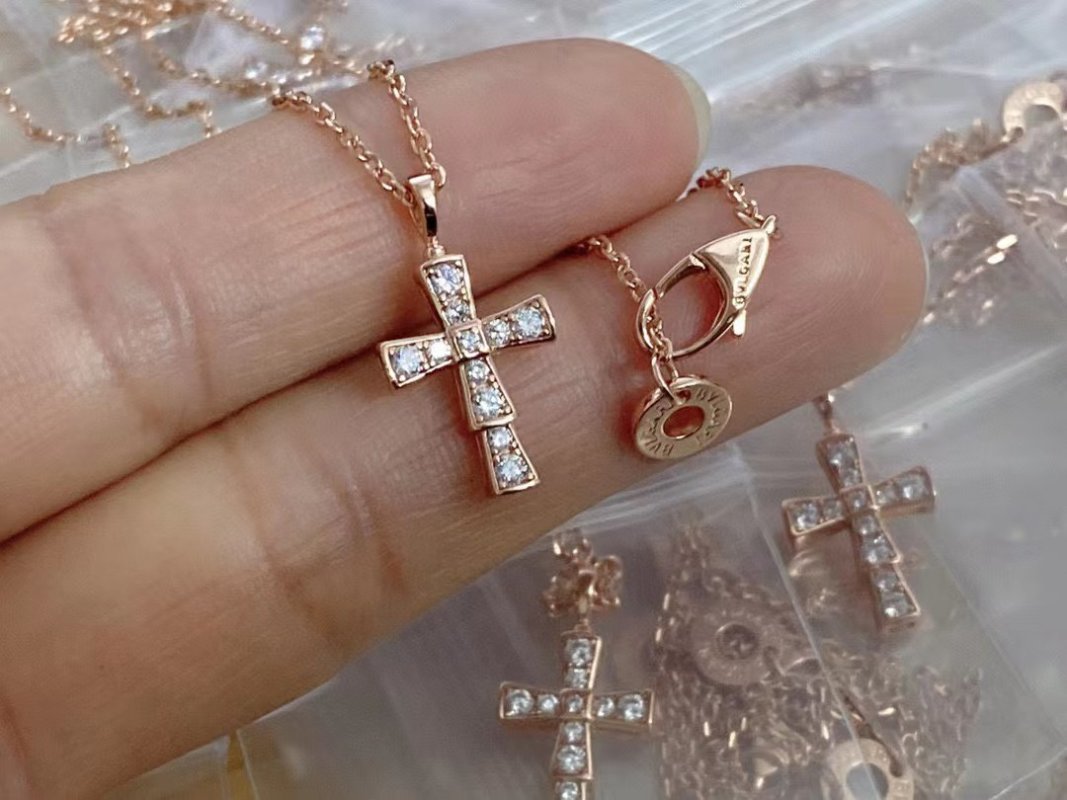 Bvlgari Snake Cross Diamond Pendant Necklace Rose Gold