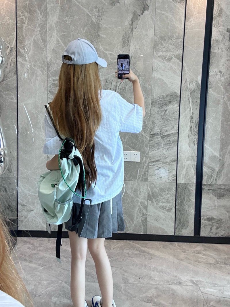Light Blue Ribbed Sleeveless T-Shirt view