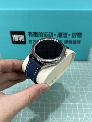GT5 Topaz Blue Smart Watch with Composite Woven Strap