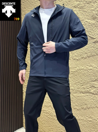 Descente Black Hooded Ice Silk Speed-Dry Outdoor Jacket view 22