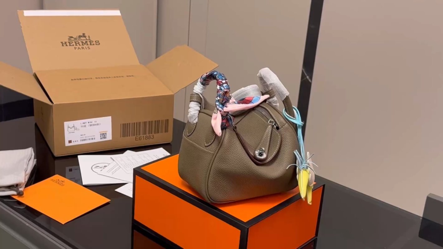 Hermès Picotin Lock Taurillon Clemence Sage Green Bag