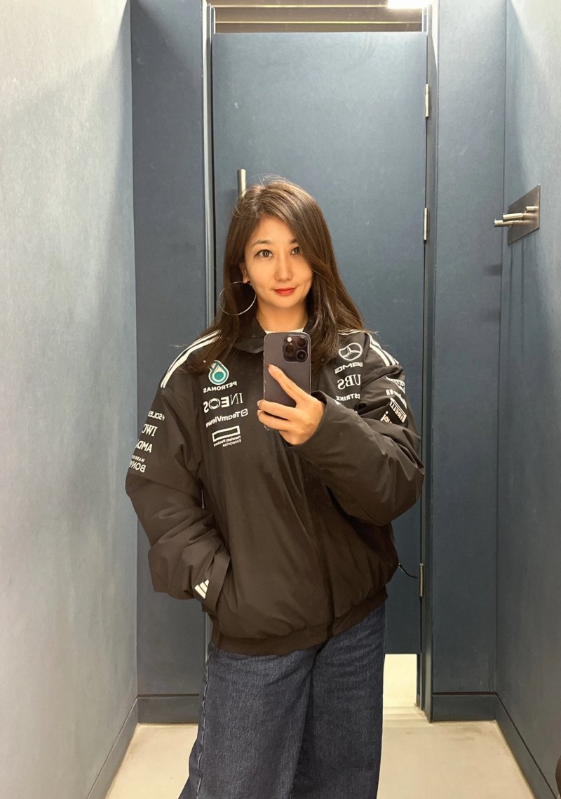 Mercedes-AMG Petronas F1 Team Black Zip Jacket view