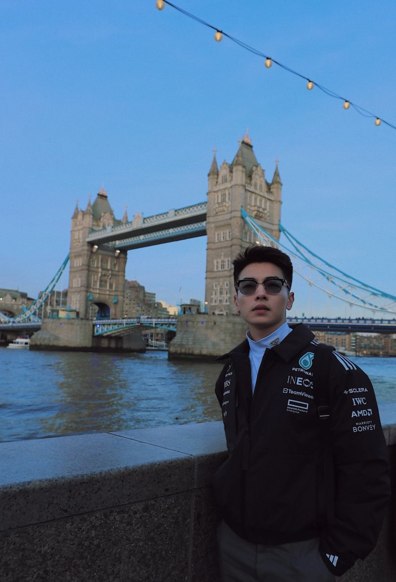 Mercedes-AMG Petronas F1 Team Black Zip Jacket view