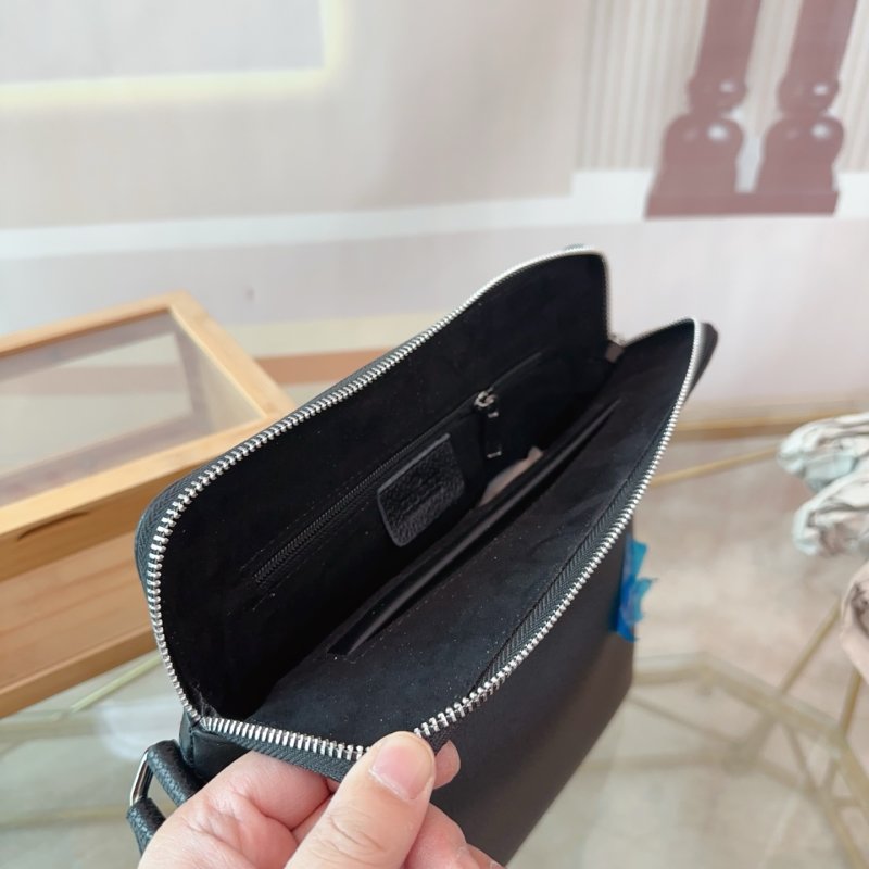 Gucci Black Leather Crossbody Messenger Bag view