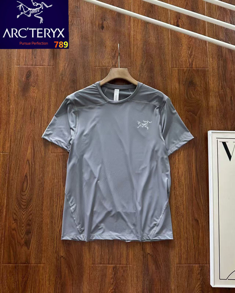 Arc'teryx Logo Print Ice Silk T-Shirt - Grey