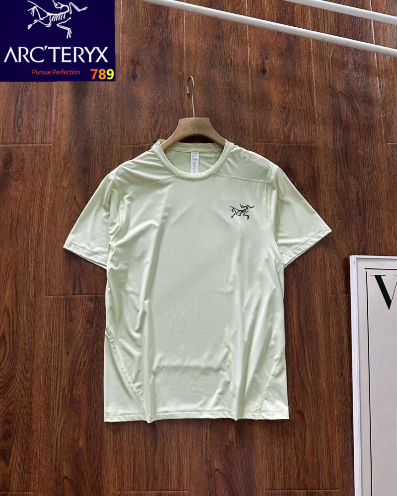 Arc'teryx Logo Print Ice Silk T-Shirt - Grey view