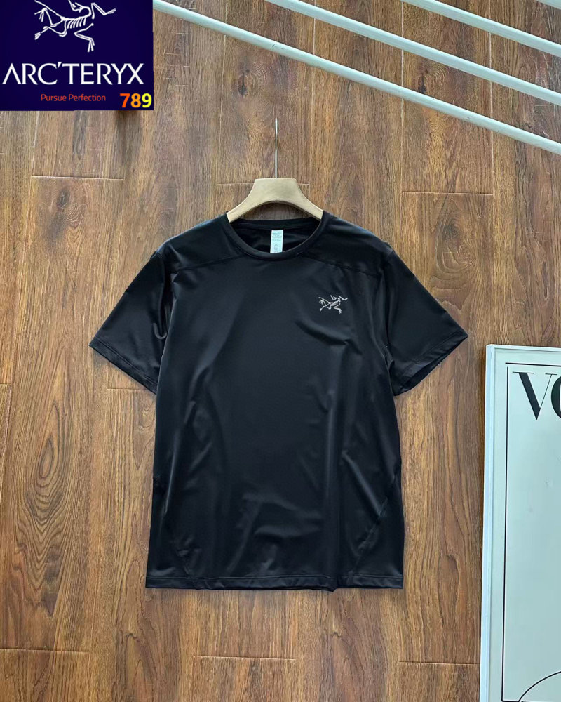 Arc'teryx Logo Print Ice Silk T-Shirt - Grey view