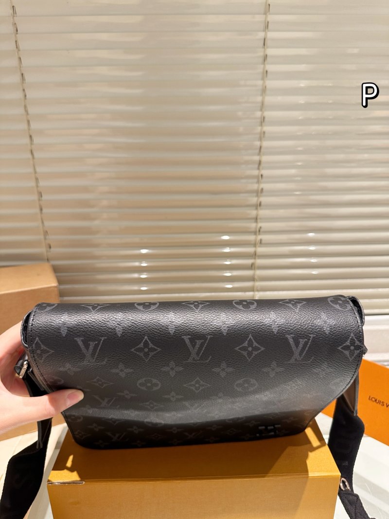Louis Vuitton Monogram Canvas Messenger Bag Black view