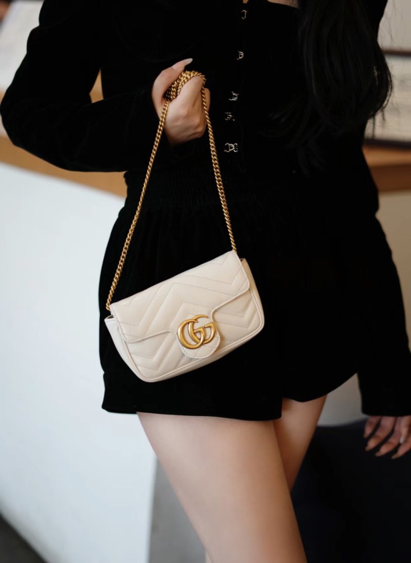 Gucci Marmont Mini Chevron Quilted Shoulder Bag - Cream