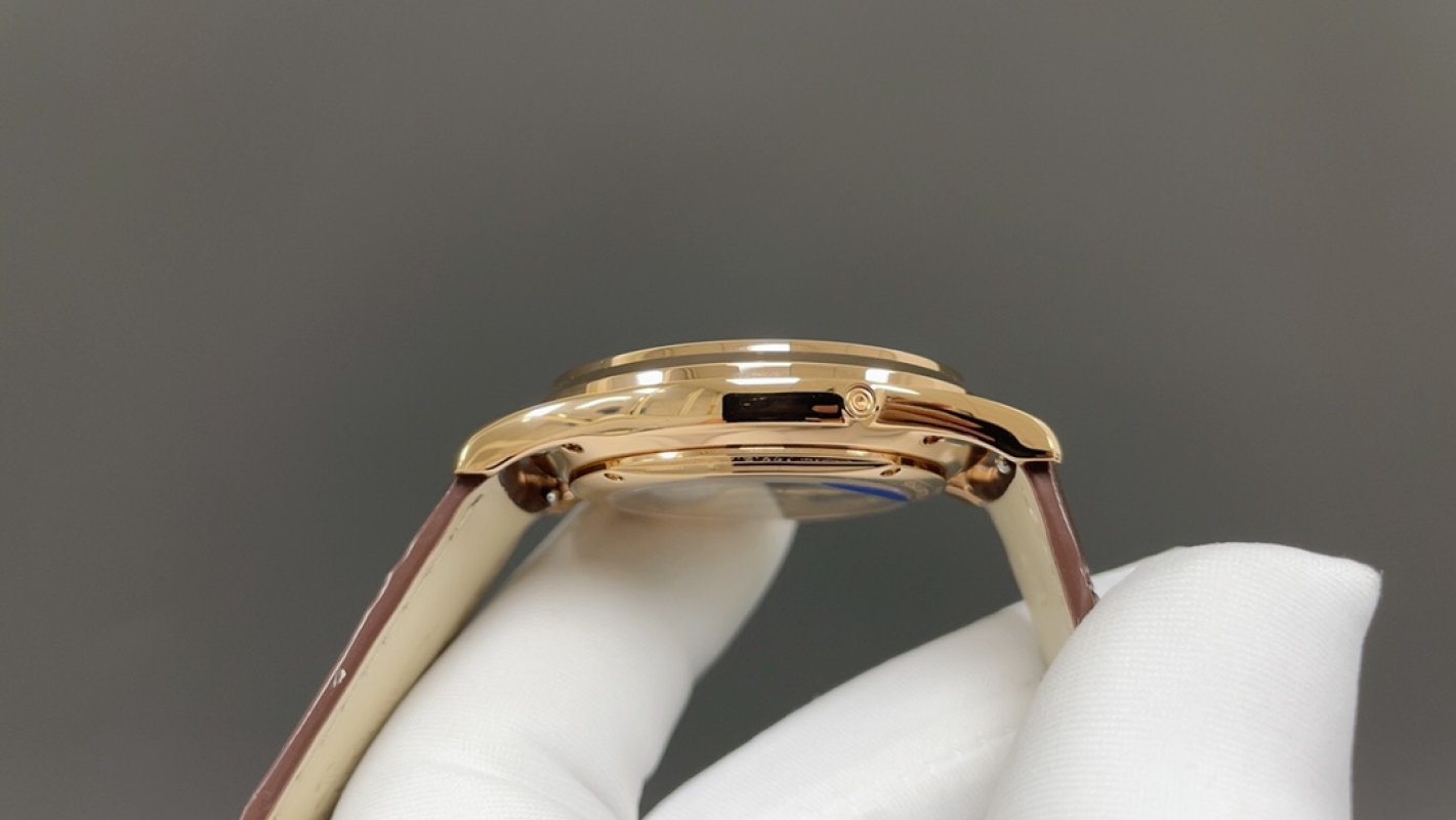 Jaeger-LeCoultre Master Ultra-Thin Moon Phase Rose Gold Watch view