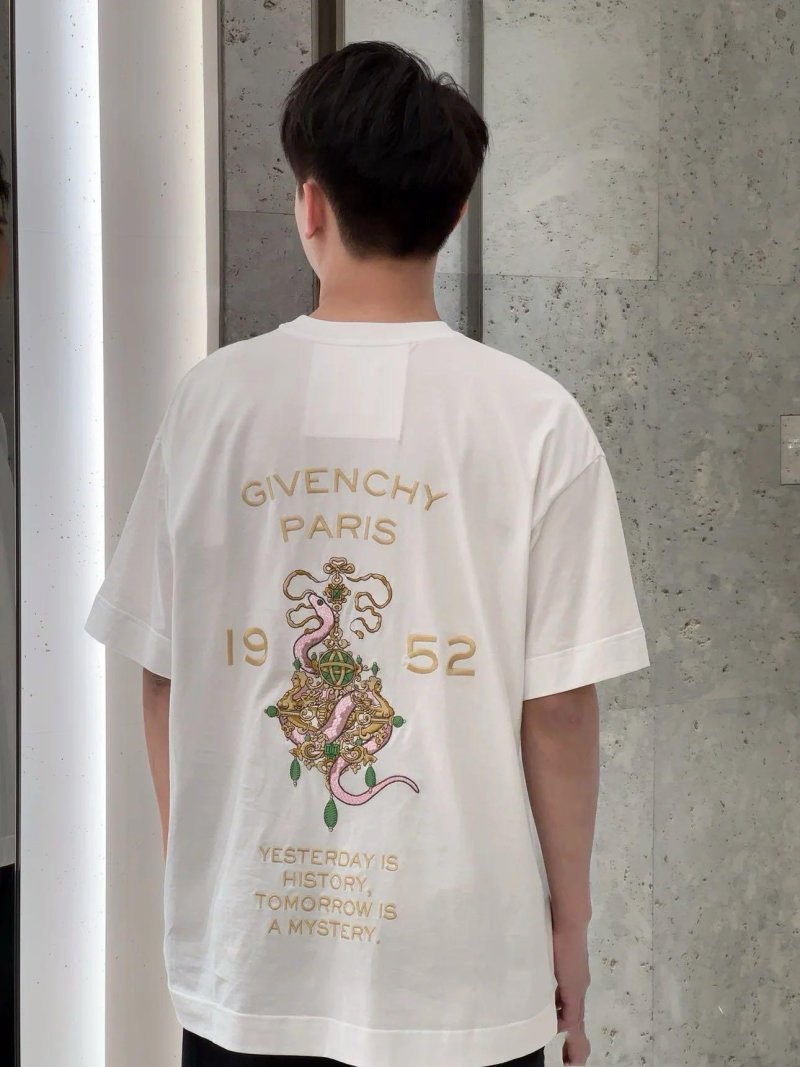 Cream Short Sleeve T-Shirt with Minimalist Chest Print view