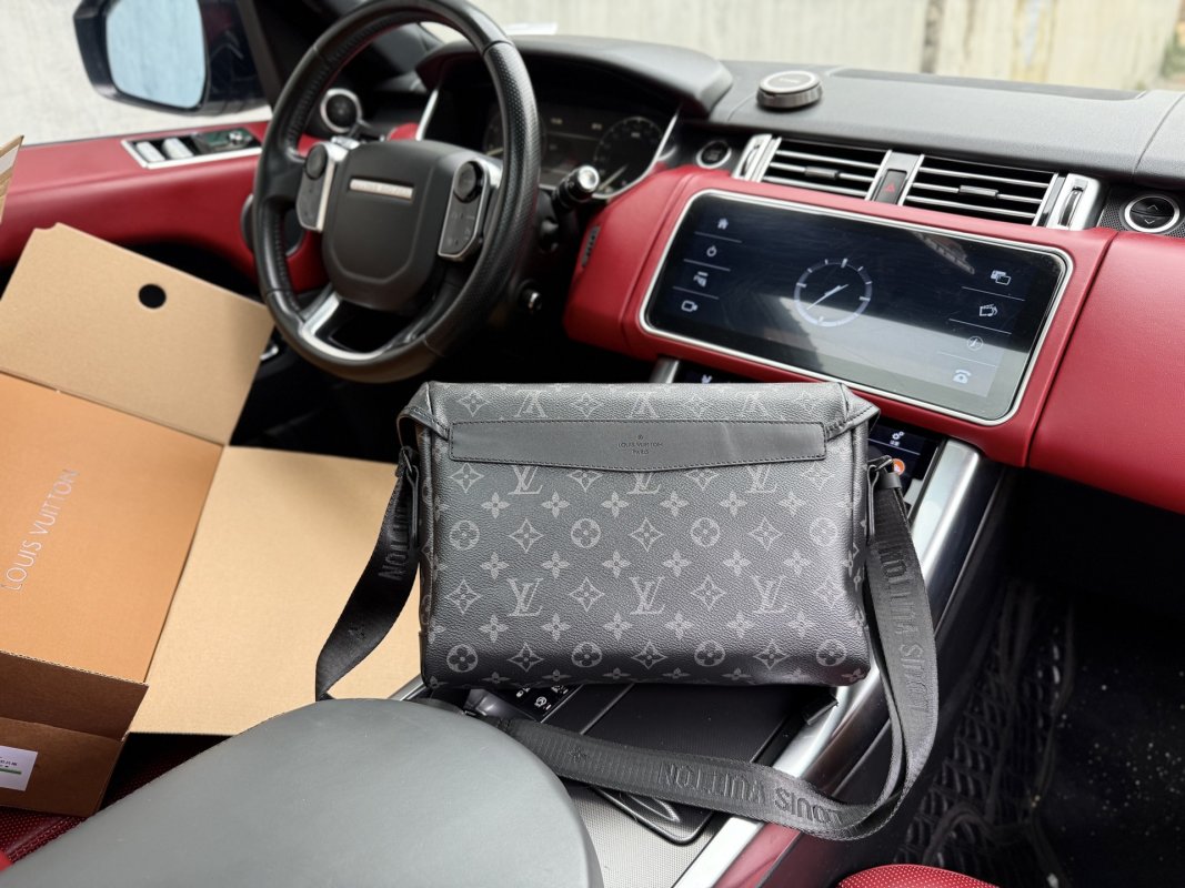 Louis Vuitton Messenger Voyager PM Black Shoulder Bag view