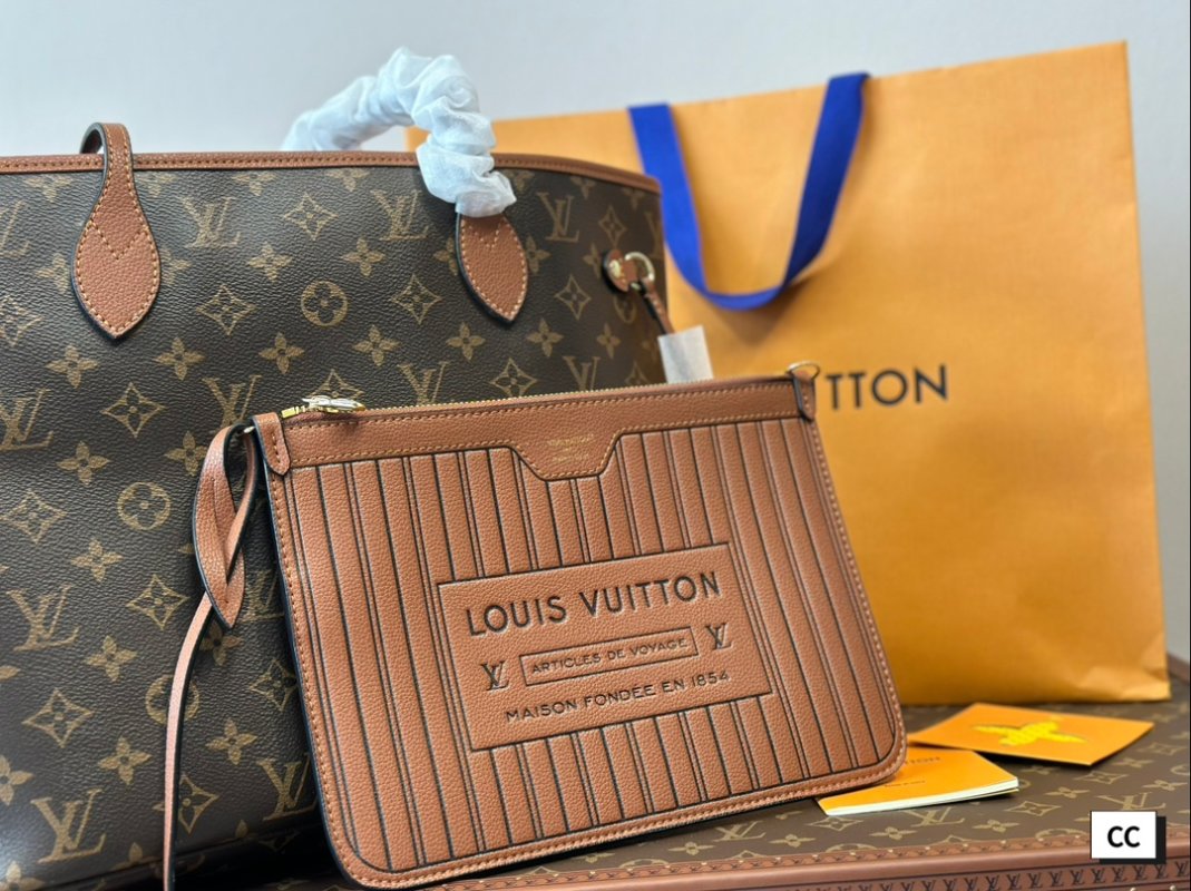 Louis Vuitton Neverfull MM Monogram Canvas Tote Bag view