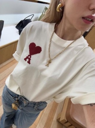 Ami Red Heart Logo Cream T-Shirt view 6