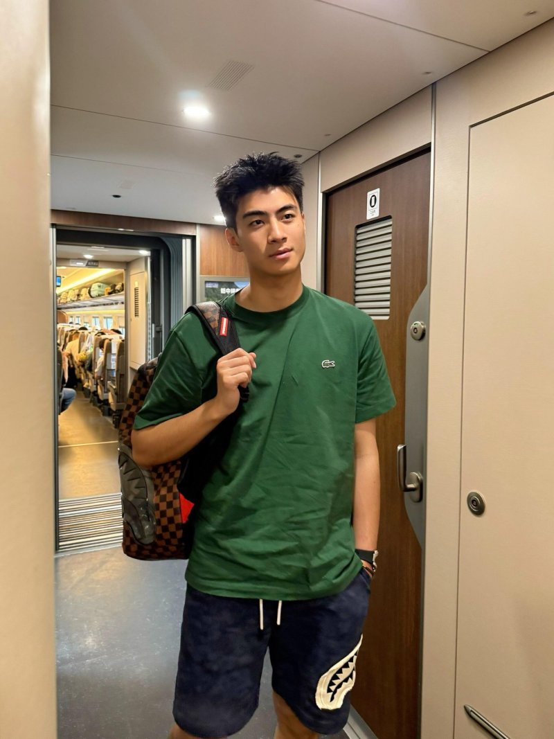 Lacoste Classic Pique T-Shirt Forest Green view