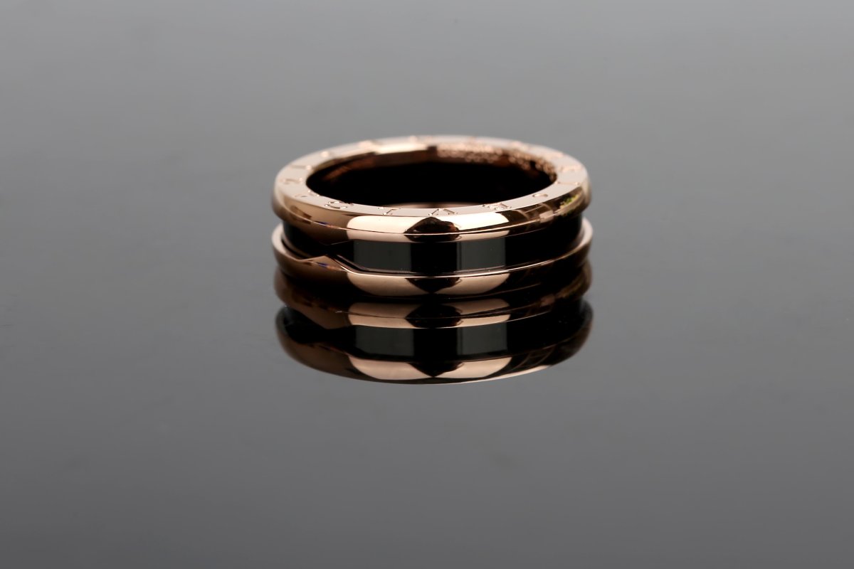 Bulgari B.Zero1 Black Ceramic & Rose Gold Ring view