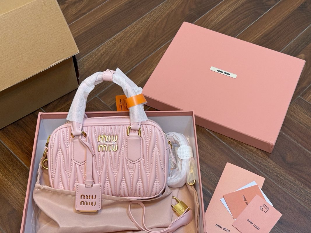 Miu Miu Arcadie Matelassé Pink Shoulder Bag view