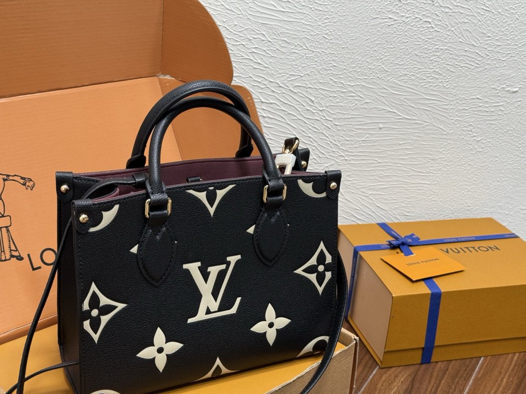 Louis Vuitton OnTheGo Monogram Tote Bag Black Cream 25cm view