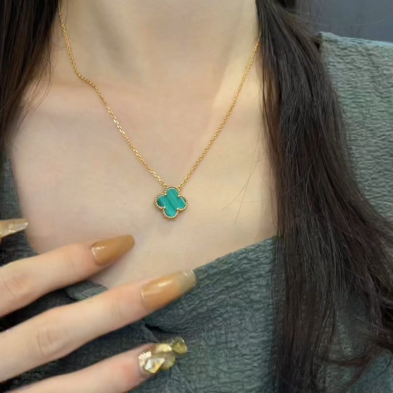 Turquoise Clover Pendant Gold Chain Necklace