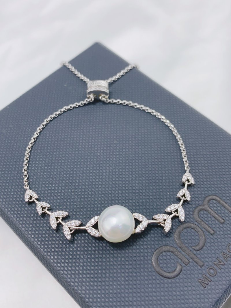 APM Monaco Pearl Wheat Leaf Adjustable Bracelet Silver view