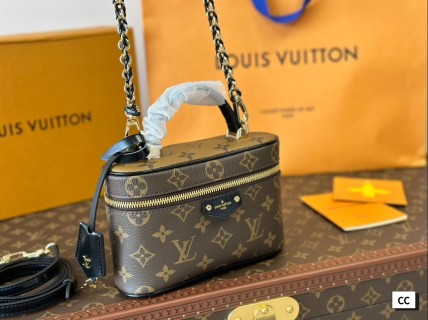 Louis Vuitton Monogram Canvas Crossbody Bag with Chain Strap view 7
