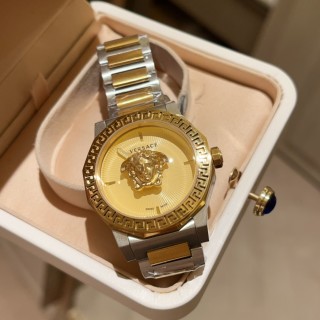 Versace Medusa Gold Quartz Watch 38MM view 7