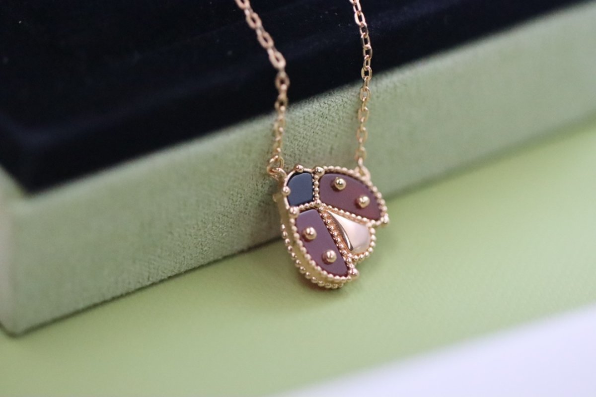 Van Cleef & Arpels Rose Gold Ladybug Agate Pendant Necklace view