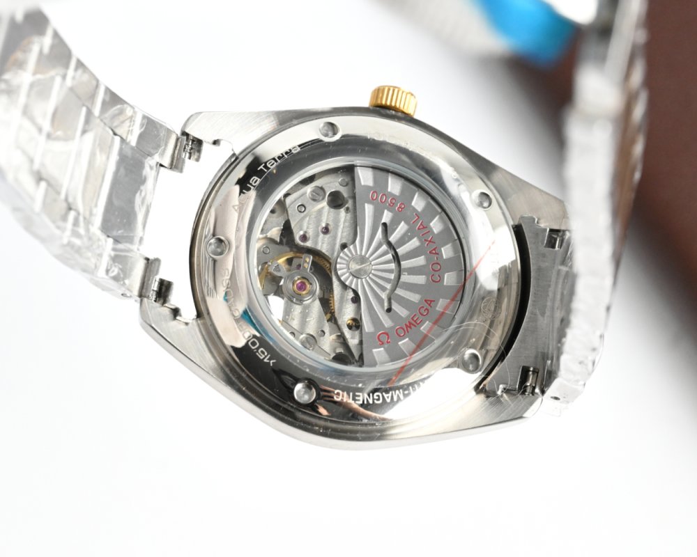Omega Seamaster Automatic Steel Watch 40mm White Dial view