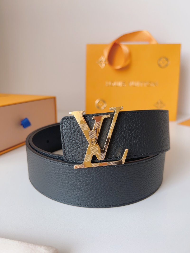 Louis Vuitton LV Initials Black Leather Belt 40mm view