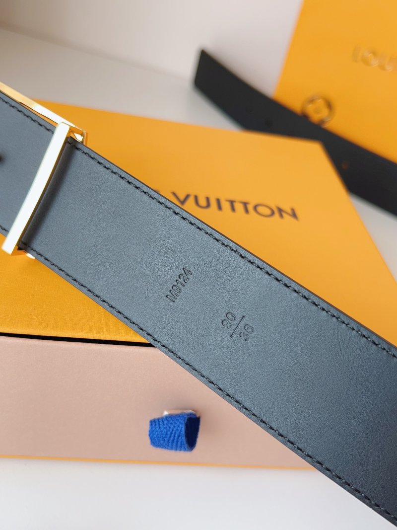 Louis Vuitton LV Initials Black Leather Belt 40mm view