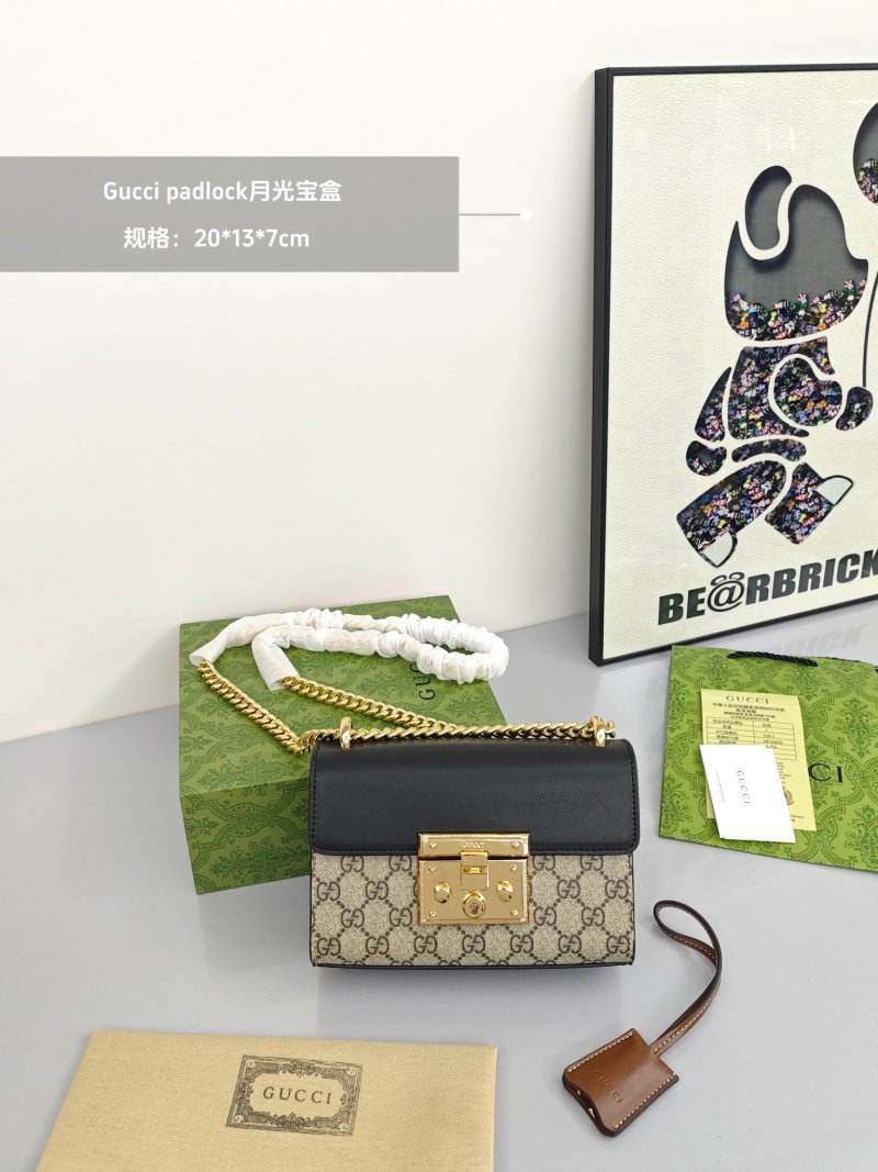 Gucci Padlock GG Supreme Black Leather Shoulder Bag